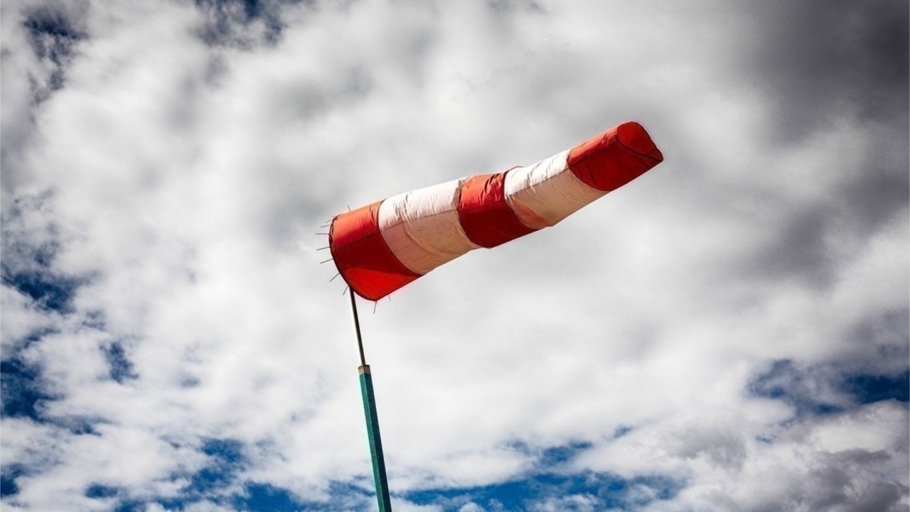 La tempête Aurore engendre de fortes perturbations dans le...